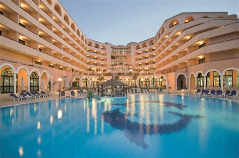 Hotel One Of The Many Amazing Radisson Blu Hotel Pools Beachside