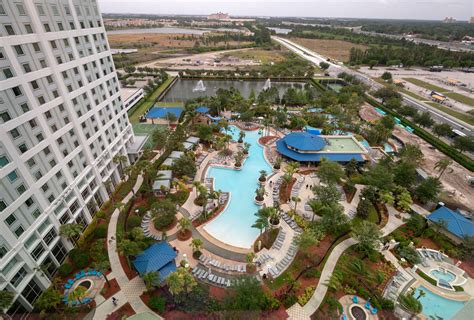 Hotel Review Hilton Orlando Pool View Room Short Walk To Orange