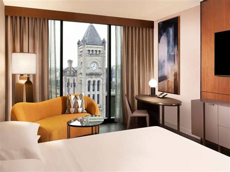 Hotel Rooms Suites On Broadway Grand Hyatt Nashville