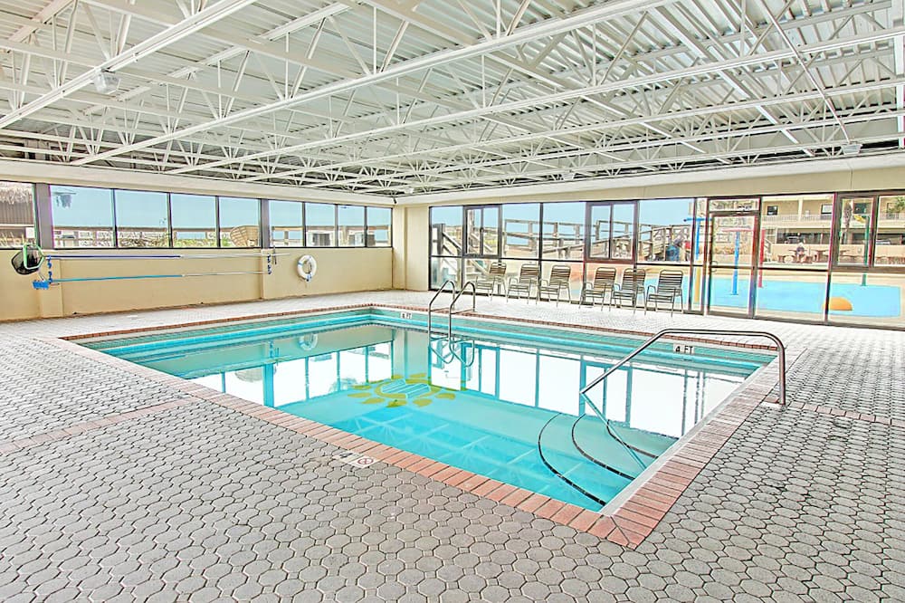 Hotels With Indoor Pools In Destin Fl 90 Resorts With An Indoor Swimming Pool Orbitz