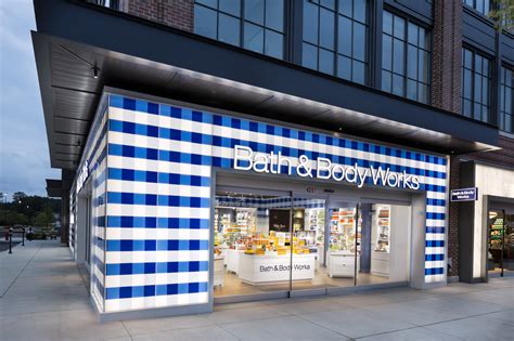 How Bath Body Works Built A Strategy To Survive As A Mall Brand