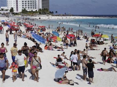 How Safe Is Cancun For Spring Break 2022 Updated November 2021 In 2021 Mexico Travel Guides