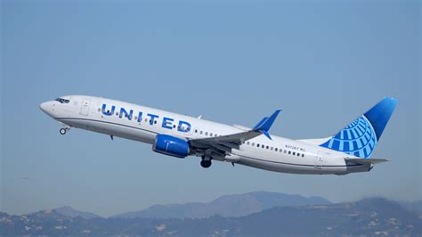 How To Get Priority Boarding On United Airlines