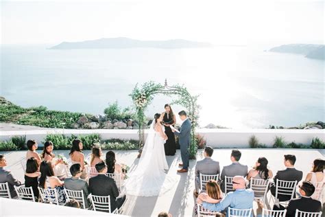 How To Pick The Wedding Destination Abroad Travel Be Solo Travel