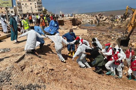 Hundreds Of Dead Bodies Found On Libyan Beach By Maltese Rescue Team