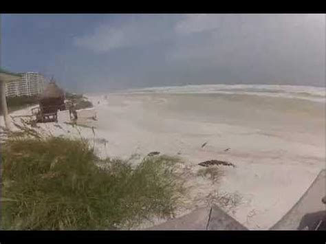 Hurricane Isaac Waves At June Decker Park In Destin Florida Youtube