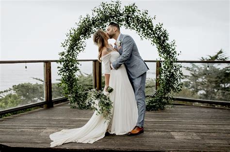 Hyatt Carmel Highlands Inn Offers Special Elopement Wedding Packages