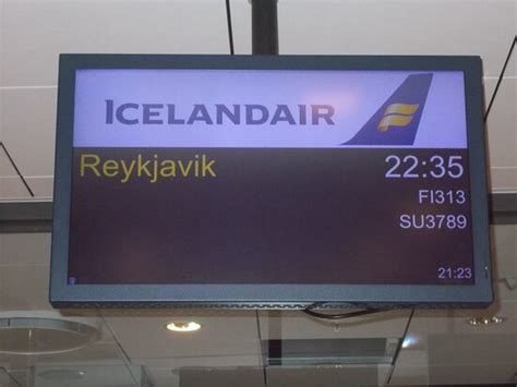 5 Icelandair Travel Tips