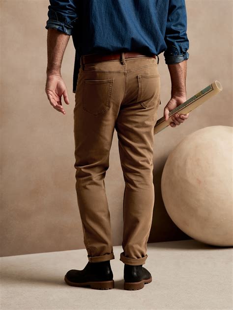 In Review The Banana Republic Slim Traveler Pant