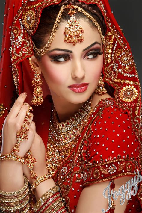 Indian Wedding Glam Bridal Makeup Tips Wedding Day Makeup Bridal Makeup Looks Indian Bridal