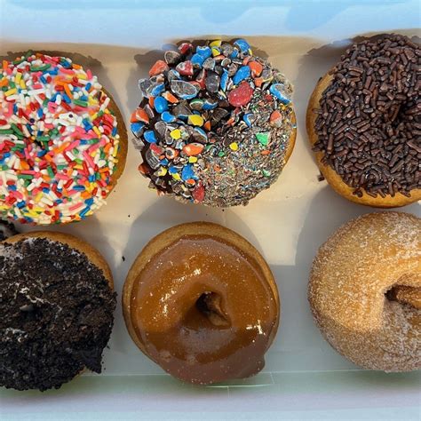 Indulge In The Sweetest Treats At Destination Donuts Amp 39 Clintonville Shop Breakfast With Nick