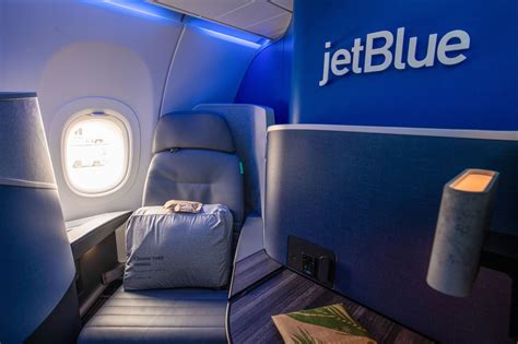 Jetblue Flights Nyc To Paris Start At 479 Undercutting Delta American Bloomberg