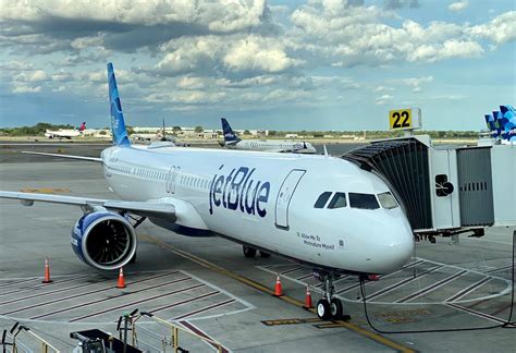 Jetblue Is Launching Flights To Dublin And Edinburgh In 2024 The