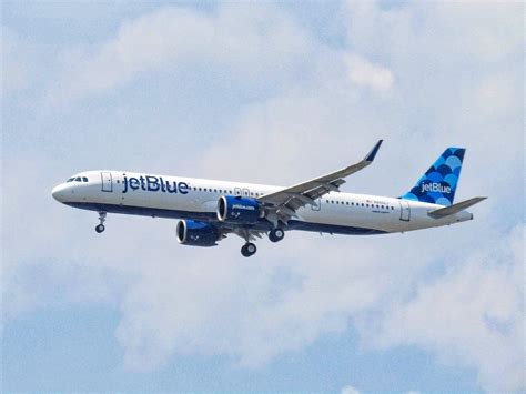 Jetblue Set To Fly To Paris Its First Continental Europe Destination