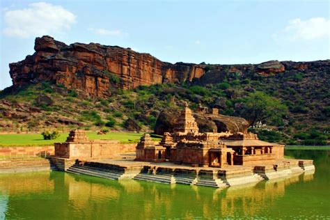 Karnataka Tourism Best Places To Visit Tourist Attractions In Karnataka