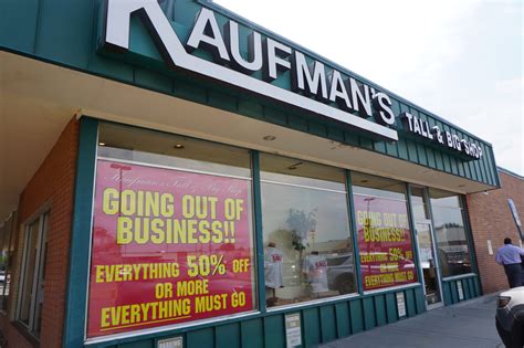 Kaufman S Tall And Big Shop In Englewood Is Closing After 62 Years