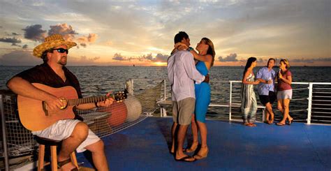 Key West Sunset Sail With Live Band Drinks And Appetizers Getyourguide