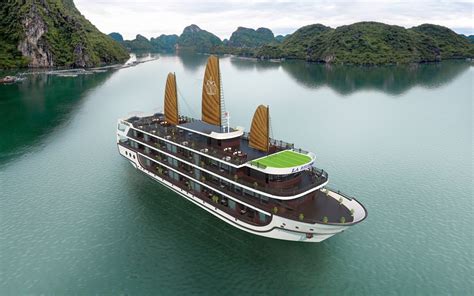 La Regina Grand Cruise 3 Days 2 Nights Vietnam Vacation