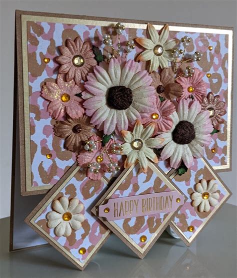 Laura 2021 Triple Point Card Folded Cards Cards Crafty