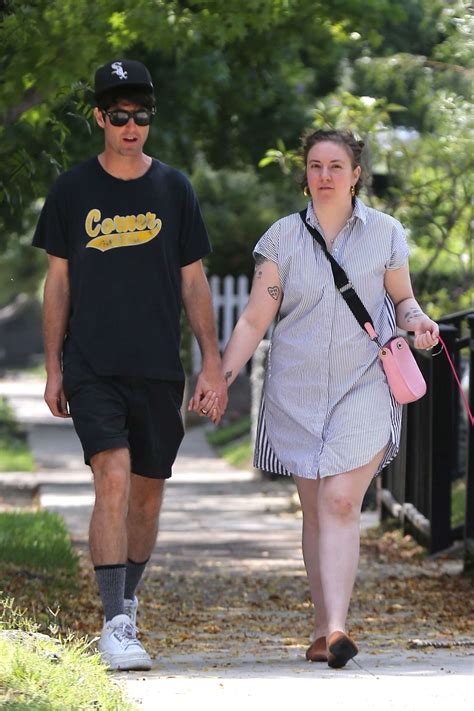 Lena Dunham With Her Boyfriend Out In Los Angeles 09 Gotceleb