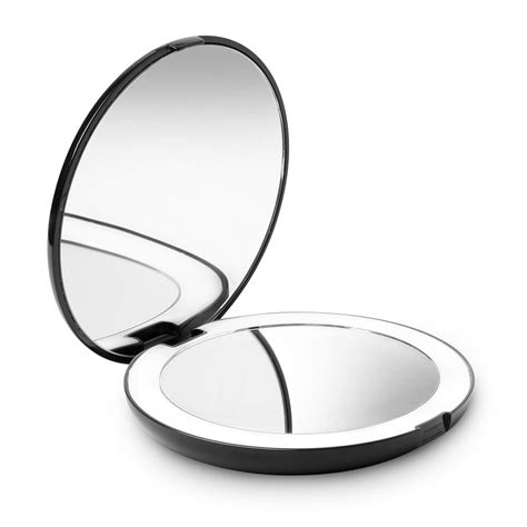 Lighted Travel Mirror Essentials