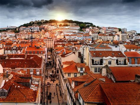 Lisbon Portugal What To Do See And Eat Lisbon Travel Guide