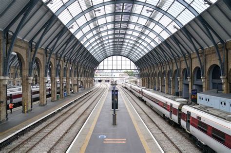 London Travel Warning Issued As Closure Of Key Capital Rail Route To