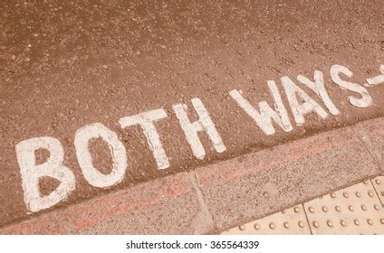 Look Both Ways Sign London Street Stock Photo 365564339 Shutterstock