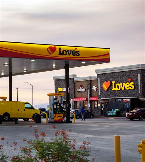 Love S Travel Stops Country Stores 112 Photos 102 Reviews Gas