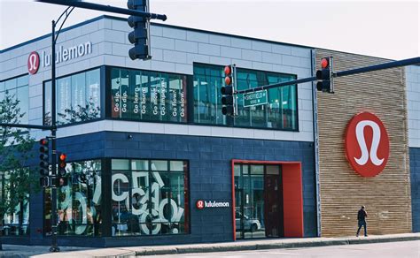 Lululemon Outlets In Illinois City