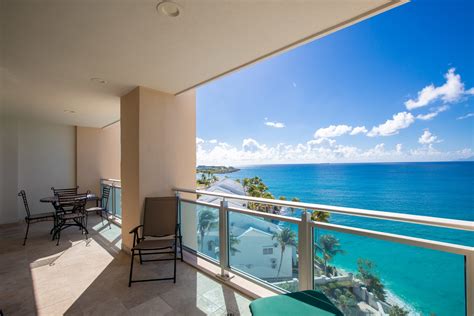 Luxury Beachfront Condo With Stunning Views