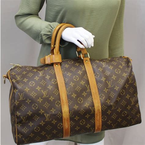 LV Travel Bag Essentials