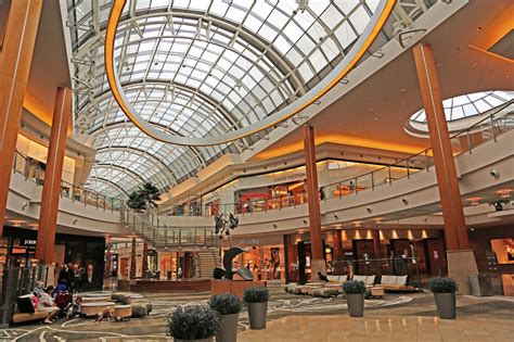 Malls Across Florida From Luxury Destination Malls To Bargain Hunters