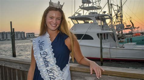 Meet Miss Destin Event