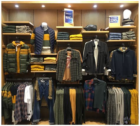 Men Clothing Stores Buka Sekarang