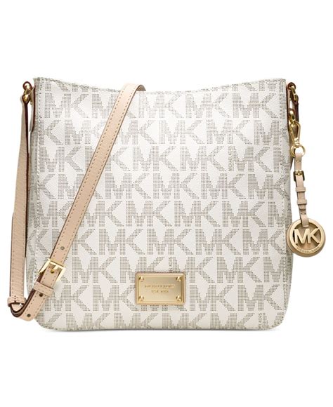 Michael Kors MK Jet Set Travel Bag