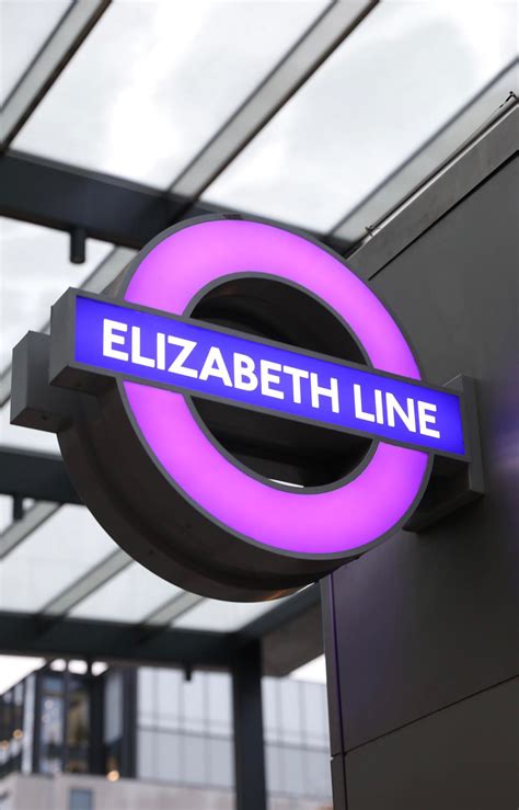 Milestone Crossrail Elizabeth Line Stations Now Open Paddington Station W2