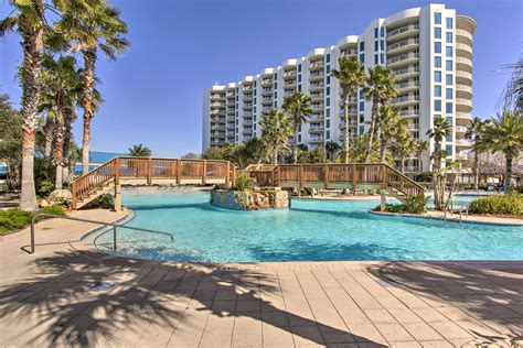 Modern Resort Condo With Balcony Walk To Beach In Destin W 2 Br Sleeps6