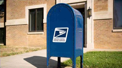 New Blue Mailboxes Confuse Frustrate Postal Customers