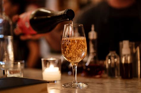 New York S Best Wine Bars The New York Times