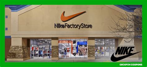 Nike Clearance Stores Nike Factory Outlet Stores What S The Difference