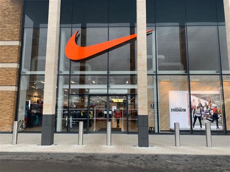 Nike Factory Store Bicester Bicester Gbr Nike Com Gr