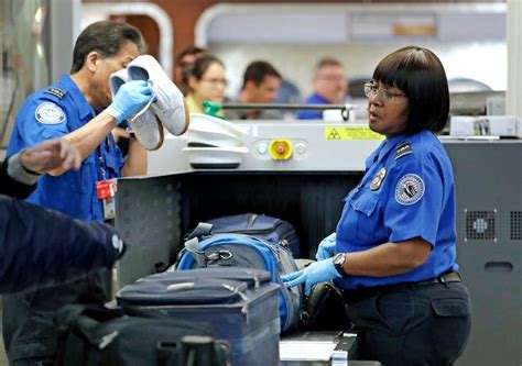 Ny Nj Airports Have Highest Number Of Tsa Employees Testing Positive