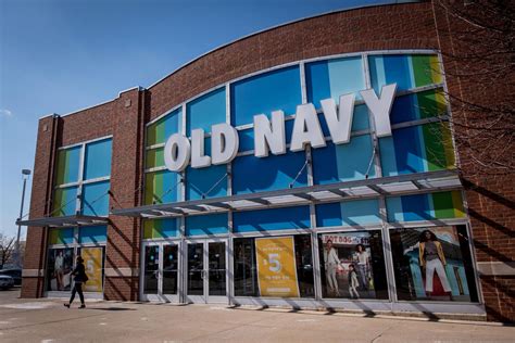 Old Navy S New Store Format Is The Gap S Unsung Hero