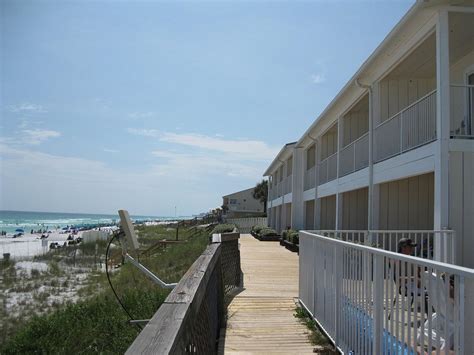 Our Room And Beach Picture Of Sea Oats Motel Destin Tripadvisor