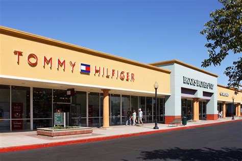 Outlet Malls In California Gilroy Premium Outlets Outletbound