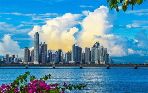 Panama Journeys By Escapes