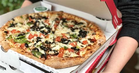 Papa John S Xl 3 Topping Pizza Only 10