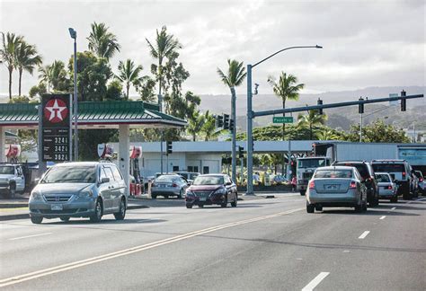 Pay By The Gallon Or Mile State Looks At Fuel Tax Alternatives Hawaii Tribune Herald