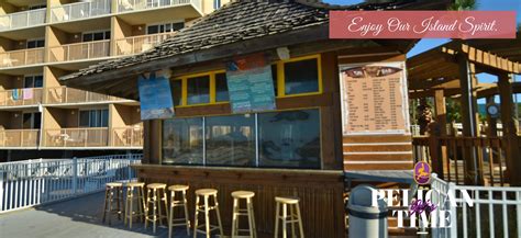 Pelican Beach Tiki Bar On The Beach In Destin Fl